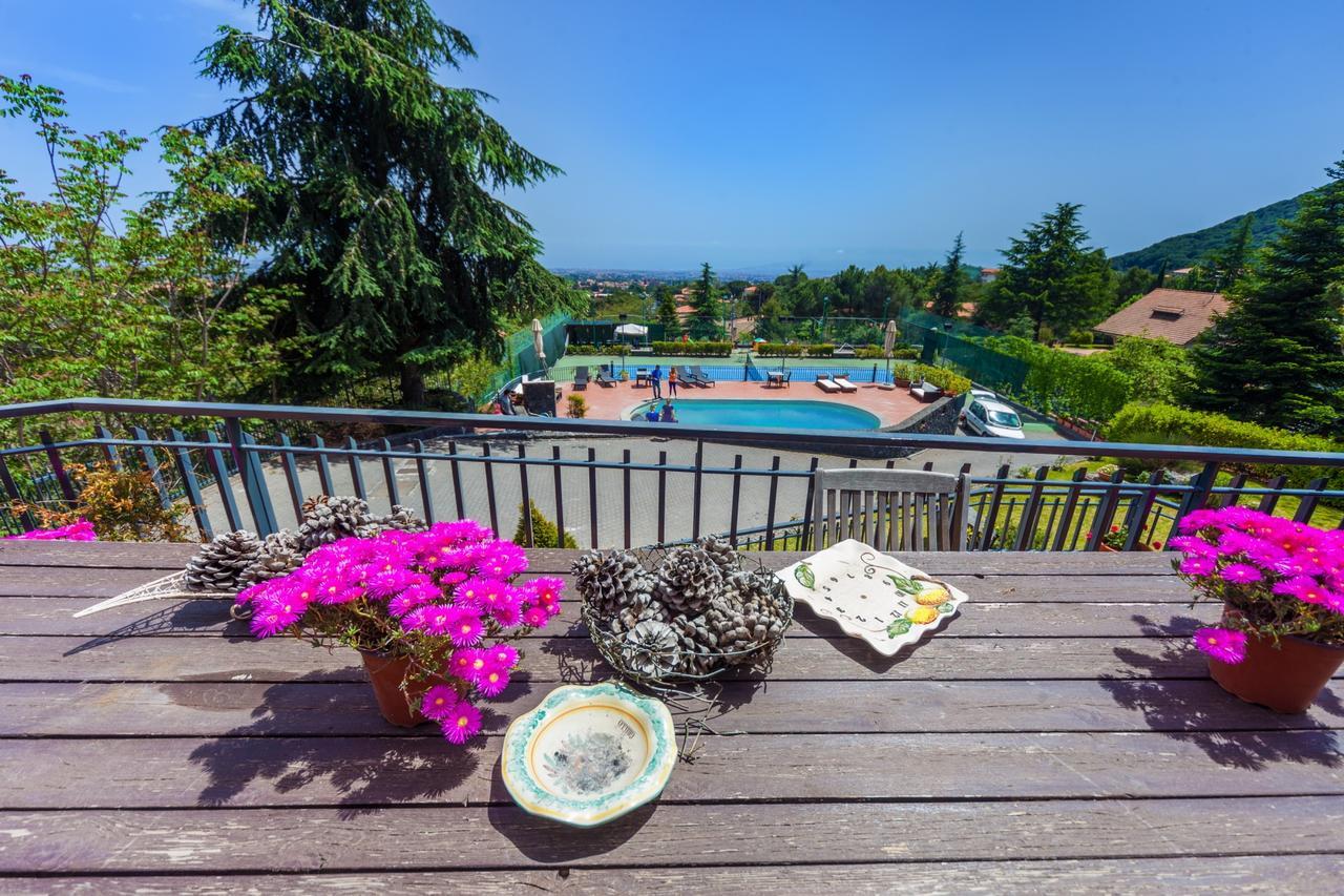 Etna Hut Bed & Breakfast Николози Екстериор снимка
